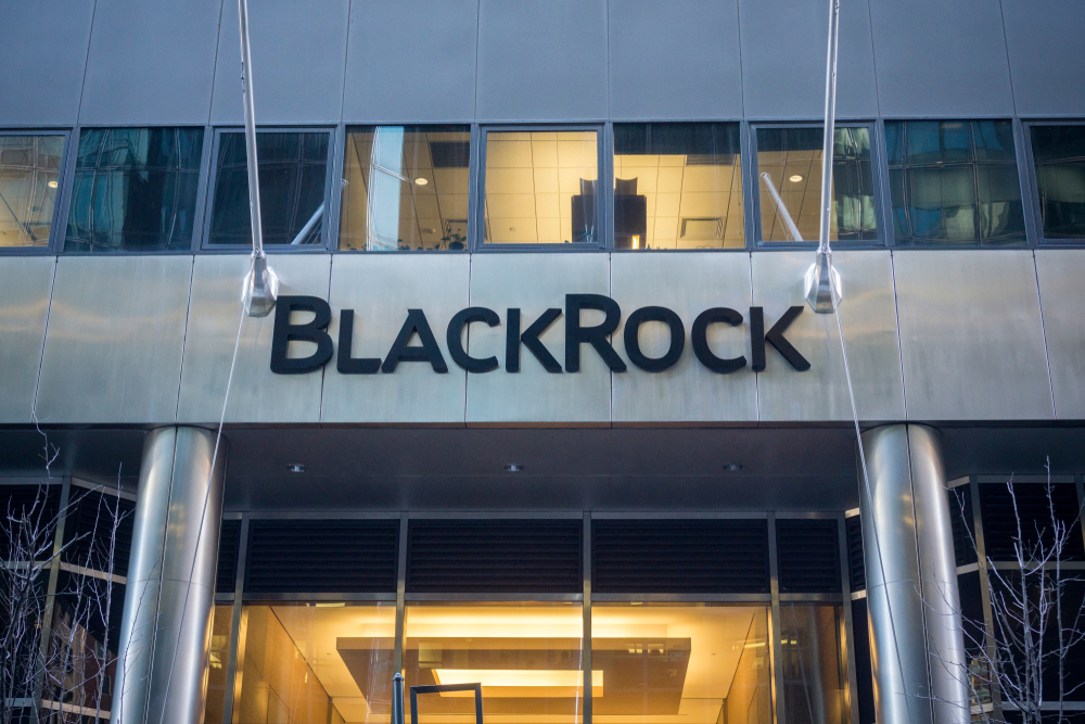 🌍STOCK REPORT: "Rivoluzione nella Gestione Patrimoniale: Citi Cede 80 Miliardi a BlackRock per Ridefinire il Futuro delle Banche"
